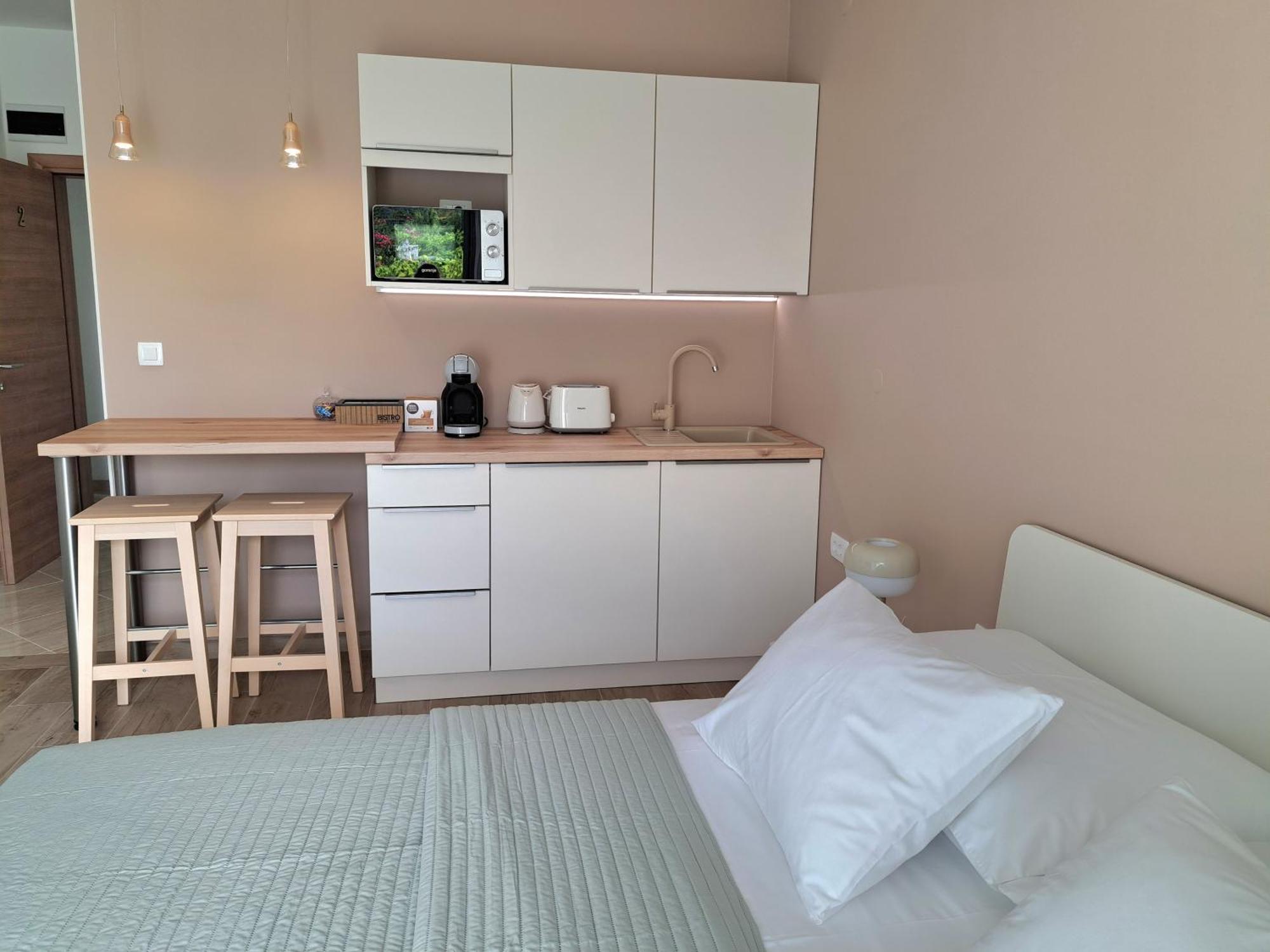 Apartment & Room Ladisic Orašac Rum bild